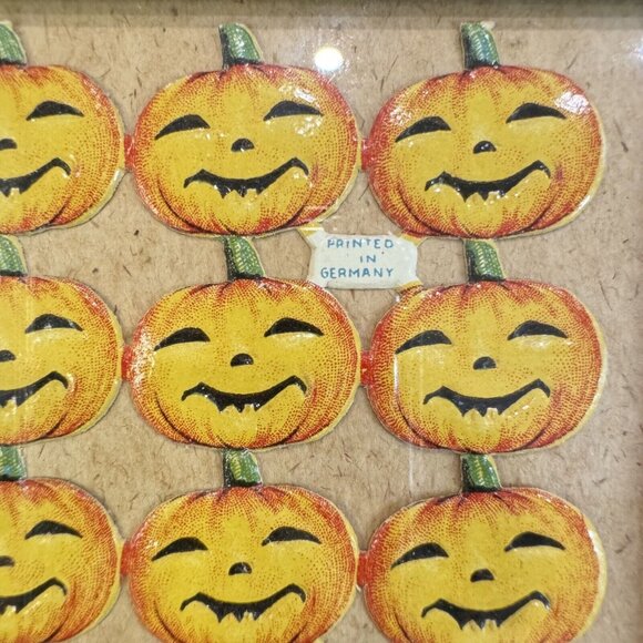 Vintage Halloween Sheet Of 28 Die Cut Pumpkins Germany L & B 32521 Framed - Picture 2 of 3